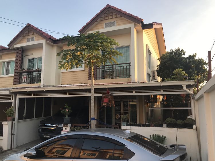 ขายบ้านพร้อมอยู่(หลังมุม)เจ้าของขายเองราคาต่อลองได้, ภาพที่ 4