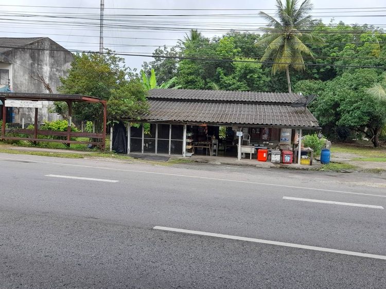 ขายที่ดินพร้อมสิ่งปลูกสร้าง ติดถนน ทำเลทอง  จังหวัดประจวบคีรีขันธ์, ภาพที่ 4