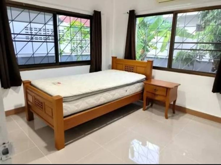 ให้เช่า 20,000 บาท/เดือน 83 ตรว. 3 นอน 3 น้ำ บ้านสวย 2 ชั้น ใกล้รวมโชค, ภาพที่ 4