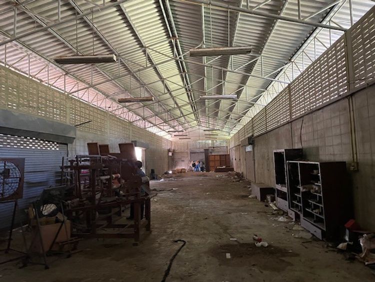 ขายโรงงาน โครงสร้างแข็งแรงมาก พื้นที่ใช้สอยประมาณ 1,150 ตรม. สันกำแพง, ภาพที่ 4