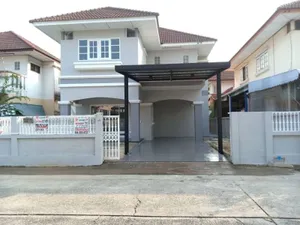 ขายถูก กู้เต็ม บ้านเดี่ยว 2ชั้น 60 ตร.วา หมู่บ้านพาราไดซ์ ซ.ร่มเกล้า19 บ้านมี 3 ห้องนอน 2 ห้องน้ำ