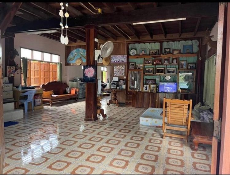 ขายบ้านพร้อมที่ดิน จ.น่าน สภาพดี 2 ชั้น ครึ่งปูนครึ่งไม้, ภาพที่ 4