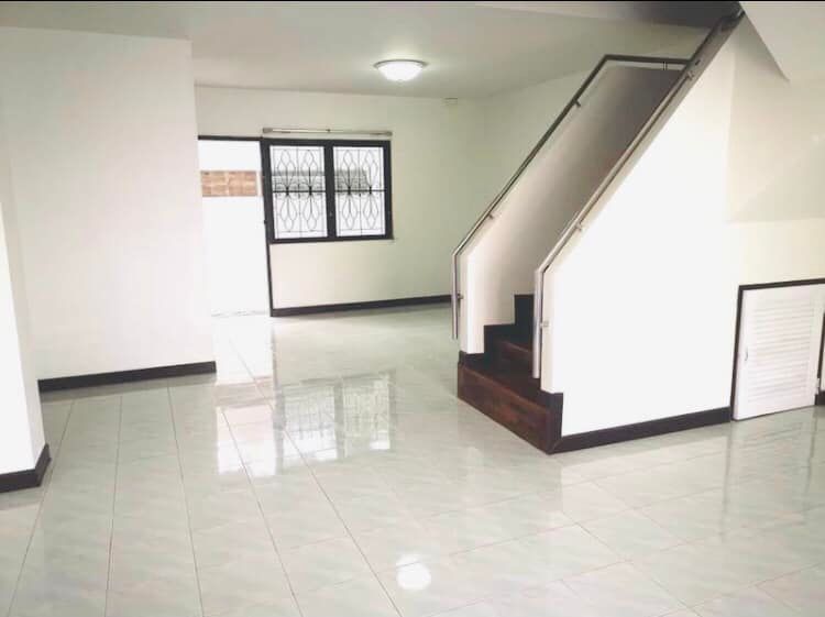 ขายบ้านทาวน์โฮม3ชั้น  มบ.อู่ทองเพลส3 20ตร.วา 4ห้องนอน 3ห้องน้ำ ขายเพียง, ภาพที่ 4