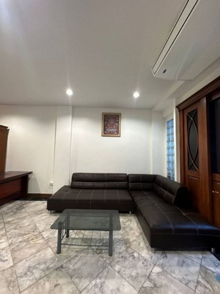 ให้เช่า ทาวน์เฮ้าส์3ชั้น 26ตรว.ถนน บรมราชชนนี ใกล้เมเจอร์, ภาพที่ 4