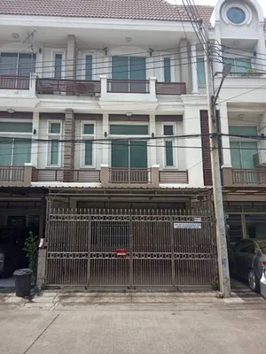 ให้เช่าทาวน์โฮม3 ชั้น Premium place ถ.นวลจันทร์ ใกล้ถนนเลียบด่วนรามอินทรา