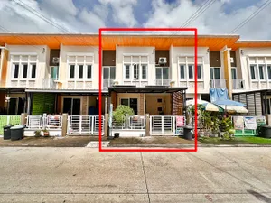 ให้เช่าทาวนโฮม 2 ชั้น ม.โกลเด้นทาวน์ เพชรเกษม108 พร้อมอยู่  16.3 ตร.ม เดือนละ 15,000 บาท