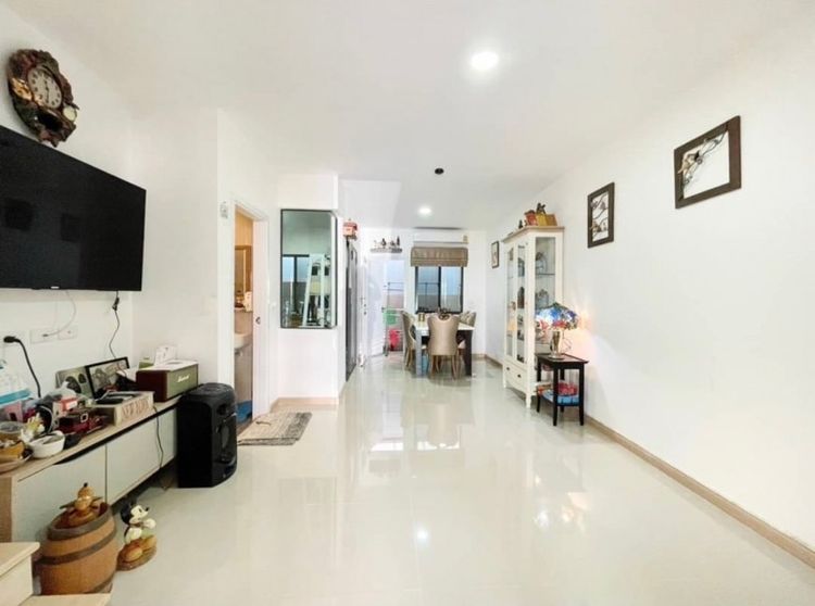 ขายด่วน ทาวน์โฮม 3 ชั้น โครงการ เจ แกรนด์ สาทร-กัลปพฤกษ์ , ภาพที่ 4