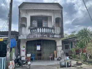 ขายอาคารพาณิชย์ 2 ชั้น ต.ป่าบอน อ.ป่าบอน จ.พัทลุง  PAP 8-0278