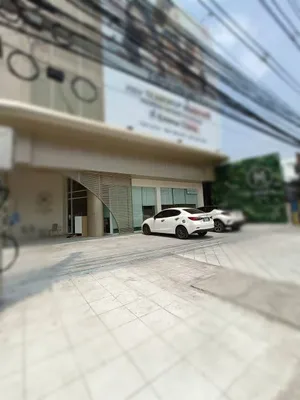 ขายกิจการ อาคารสำนักงาน 4.5 ชั้น พร้อมผู้เช่า แยกอ่างศิลา ถนนสุขุมวิท ต.เสม็ด อ.เมืองชลบุรี ชลบุรี 20000 