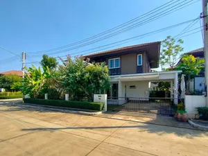 บ้านให้เช่าพร้อมที่ชาร์จรถ EV มีพื้นที่สวน สันผีเสื้อ-รวมโชค วงแหวนรอบ 3 เชียงใหม่ (EN below)