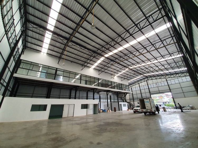 ให้เช่าโกดัง พื้นที่ 1,300 ตร.ม. รามอินทรา บางเขน พร้อมออฟิศ ใกล้, ภาพที่ 4