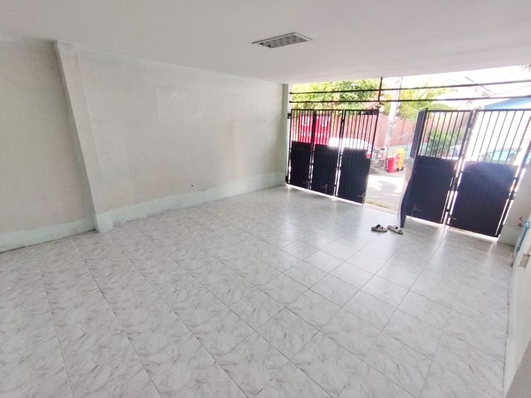 ขายทาวน์เฮ้าส์ 2 ชั้น 1 ห้องนอน 2 ห้องน้ำ 1 ที่จอดในบ้าน ประเสริฐมนูกิจ, ภาพที่ 4