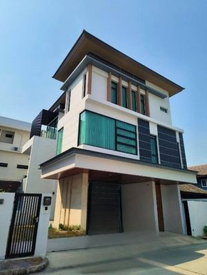 ขายบ้านเดี่ยว 3 ชั้น หมู่บ้าน Kesinee Ville Ratchada-Meng jai ถ.ประชาอุทิศ แยกเหมงจ๋าย ติดกับโรงเรียนนานาชาติ KIS (AH1T2231)