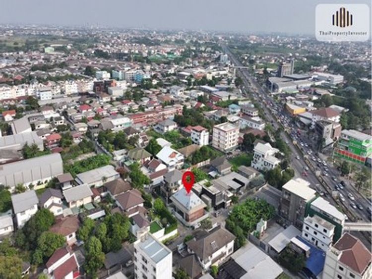 ขายถูกบ้านหรูบ้านโมเดิร์นสไตล์ญี่ปุ่นโปร่งโล่งสบาย ซอยลาดปลาเค้า 28 100, ภาพที่ 4