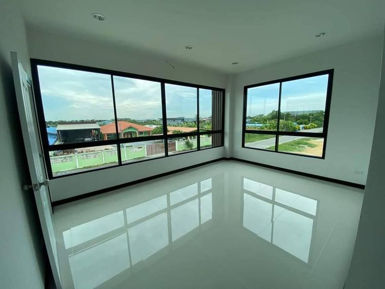 ขายโรงงาน พร้อมออฟฟิศ มีหลายขนาดให้เลือก ย่านบางเลน นครปฐม, ภาพที่ 4