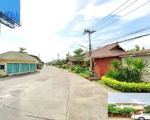 ติดถนนพุทธสาคร ตลาดกระทุ่มแบน ให้เช่าบ้านเดี่ยว 2 ชั้น  57ตรว. 222ตรม. 2นอน 2น้ำ 3จอดรถ 2แอร์ 