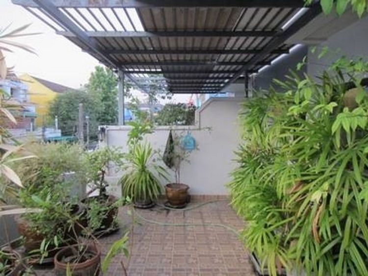 ให้เช่าทาวน์โฮม 3 ชั้น 4 ห้องนอน หมู่บ้านทาวน์อินทาวน์ ถนนศรีวรา, ภาพที่ 4