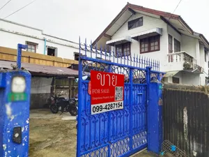 ขาย บ้าน ในโครงการ บ้านสร้างเอง ลาดพร้าว แขวงคลองเจ้าคุณสิงห์ เขตวังทองหลาง กรุงเทพมหานคร