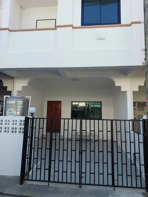 Ph0299 ขายทาวน์เฮ้าส์รีโนเวทใหม่ 2 นอน 2 น้ำ ใกล้โฮมโปรสันทราย ทำเลดีมากใกล้เมือง ขาย 1.59 ลบ.