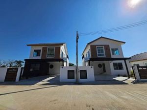 บ้านสวย พร้อมเข้าอยู่ 3.29 ล้าน บ้านสร้างใหม่ 2 ชั้น สไตล์โมเดิร์นมินิมอล ดอนแก้ว สารภี ของแถมเยอะ หิ้วกระเป๋าพร้อมเข้าอยู่ได้เลย