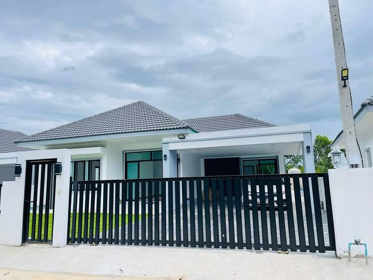โครงการบ้านปรานต์สิริ ลำพูน  บ้านเดี่ยวชั้นเดียว สไตล์คอนเทมโพรารี่, ภาพที่ 4