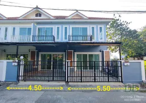 DD-0163 ขายทาวน์โฮมในเมือง 3 ห้องนอน 3 ห้องน้ำ มี 2 หลัง ในหมู่บ้านสัมมากร ฟ้าฮ่าม