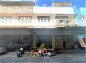 ขายอาคารพาณิชย์    อำเภอเมืองนครสวรรค์   นครสวรรค์   (PKK04-06414)