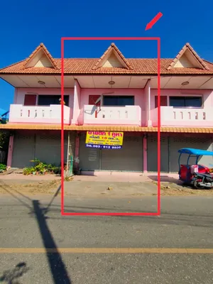 85862 - ขายทาวน์เฮาส์ 2 ชั้น เนื้อที่ 18 ตร.วา ต.แสนตอ อ.น้ำปาด จ.อุตรดิตถ์ อยู่ติดถนนใหญ่ เหมาะทำออฟฟิต ค้าขาย พักอาศัย