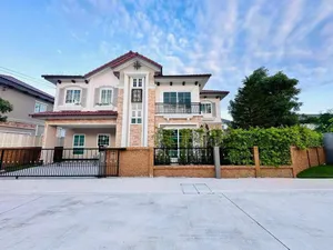 ให้เช่าบ้านเดี่ยว หมู่บ้าน Neo home Bangkae หลังมุม