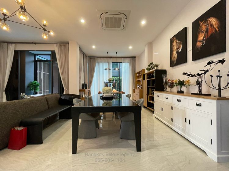 ให้เช่า Luxury Pool Villa The Honor โยธินพัฒนา มีลิฟท์ 5 นอน ใกล้, ภาพที่ 4