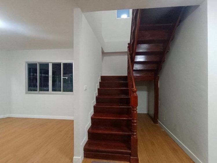 ขายบ้านเดี่ยว 2ชั้น  รีโนเวทใหม่ทั้งหลัง หมู่บ้านเปี่ยมสุขเพลส 10  52  , ภาพที่ 4