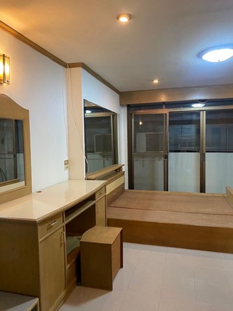 ขาย ทรัพย์แก้ว ทาวเวอร์ คอนโด  Mrtห้วยขวาง 30 ตรม. ตามสภาพ 1,060,000, ภาพที่ 4