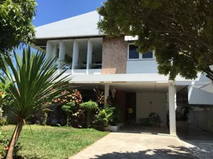 Garden House for rent in The City, Walk to the beach 15 mins