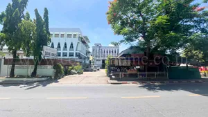 ที่ดิน ติดถนนชัยพฤกษ์ 4-1-85 ตร.วา ทำเลดีใกล้ทางด่วน