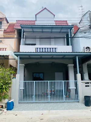บ้านทาวน์โฮม2ชั้น ทรงอิสระ (ผนังบ้านไม่ติดกัน)  ซอย ทุ่งมังกร10