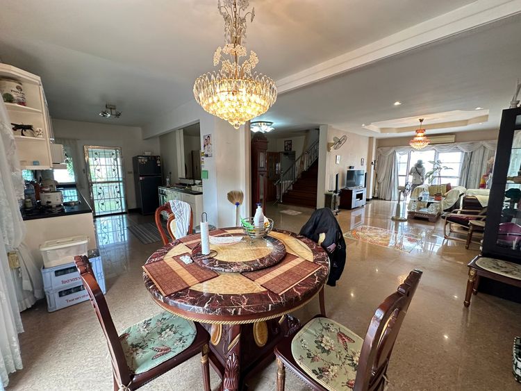 House for rent 4 bedroom 3 bathroom in Lomtalay village Payoon beach, ภาพที่ 4