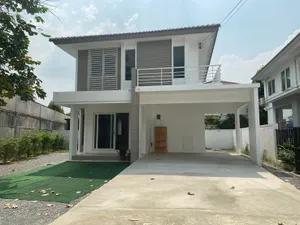 U1301 ให้เช่าบ้านเดี่ยว 2 ชั้น หมู่บ้านพฤกษ์ลดา2 บางใหญ่  Pruklada Bangyai2  บ้านใหญ่หลังมุมขนาด90ตารางวา จอดรถในบ้านได้ถึง5คัน บ้านร่มรื่นพร้อมเฟอร์ครบ 