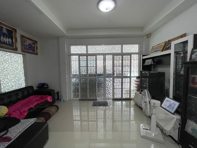 ขายบ้านเดี่ยว หมู่บ้านพลอยไพลิน-เสริมปรีดี พร้อมอยู่ , ภาพที่ 4