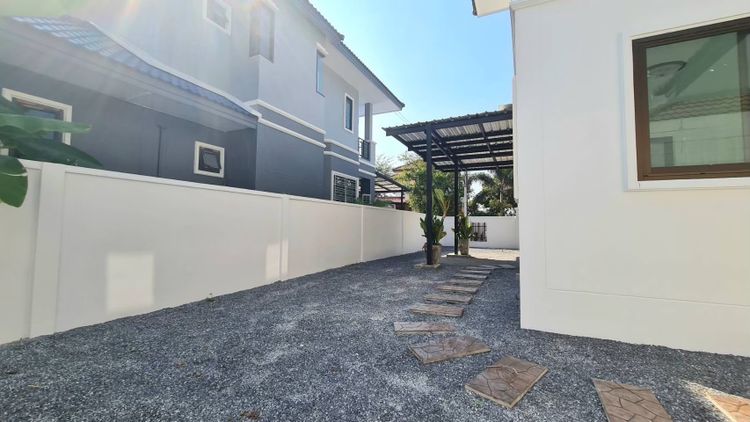 ++บ้านสวย นนทบุรี + รีโนเวทใหม่ทั้งหลัง + ได้เนื้อที่ดินกว้าง++, ภาพที่ 4