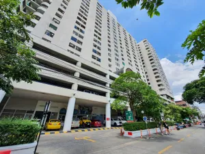 ขายคอนโดรัชดา-วิภาวดี 1 ห้องนอน โชคชัยร่วมมิตร คอนโด ทำเลดีย่านธุรกิจ 