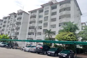 หมู่บ้านสวนธน พุทธบูชา 47 ใกล้มหาวิทยาลัยพระจอมเกล้าบางมด