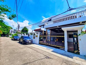 ให้เช่าบ้านเดี่ยว 2 ชั้นMRT บางขุนนนท์ 2 กม. เฟอร์ครบ 6นอน บางขุนนนท์17-29 5น้ำ 5จอดรถ 6แอร์ ใหญ่มาก 100ตรว. 300ตรม.เซ็นทรัล ปิ่นเกล้า