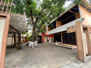 ขายบ้านเดี่ยว 103 ตรว. ซอยเจริญรัถ 24​ ใกล้ไอคอนสยาม เหมาะทำ home office, hoste , ร้านกาแฟ, spa, คลินิคความงาม, ที่รับเลี้ยงคนชรา หรืออื่นๆ
