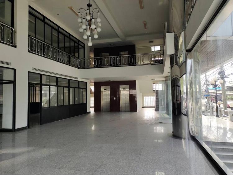 ให้เช่าอาคาร 6 ชั้น ย่านบางนา-ตราด ใกล้มหาวิทยาลัยหัวเฉียว 1700 ตรม.  2, ภาพที่ 4