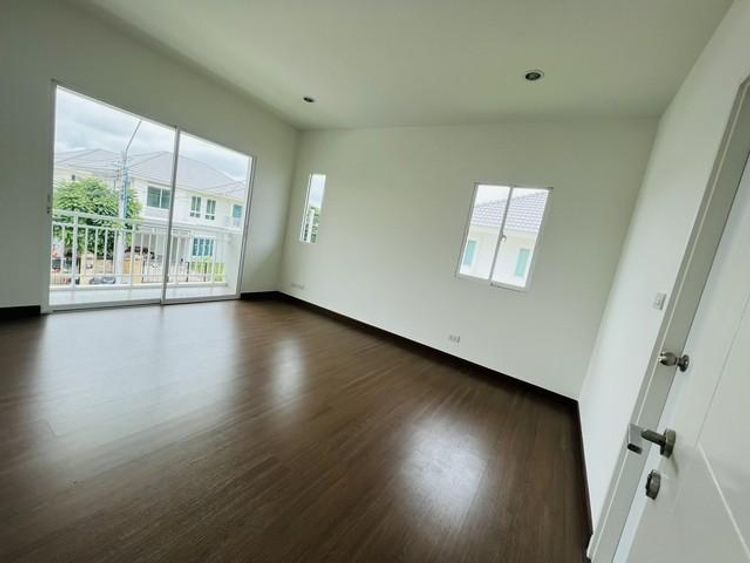 ให้เช่าบ้านเดี่ยว 2 ชั้น หมู่บ้านดีไลท์ แอทซีน วัชรพล-จตุโชติ, ภาพที่ 4