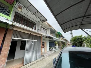 ขาย ทาวน์เฮ้าส์ รีโนเวทแล้ว 12 ตร.ว. ซ.ฉิมพลี 1 เชื่อมถนนบรมราชชนนี ราชพฤกษ์ จรัญสนิทวงศ์ 