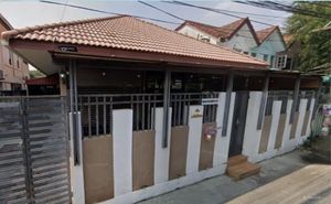 ให้เช่าบ้านเดี่ยวชั้นเดียว ลาดปลาเค้า 72 เขตบางเขน ใกล้ม.เกษตร มีพื้นที่กว้างขวางรอบตัวบ้าน
