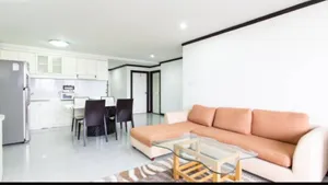 ขาย คอนโดศุภาลัย เพลส ซ.สุขุมวิท 39 ราคา 8.3 ล้าน 3 bed 98 ตร.ม.ชั้น16 เฟอร์บิ้วท์อิน ใกล้ BTS พร้อมพงษ์