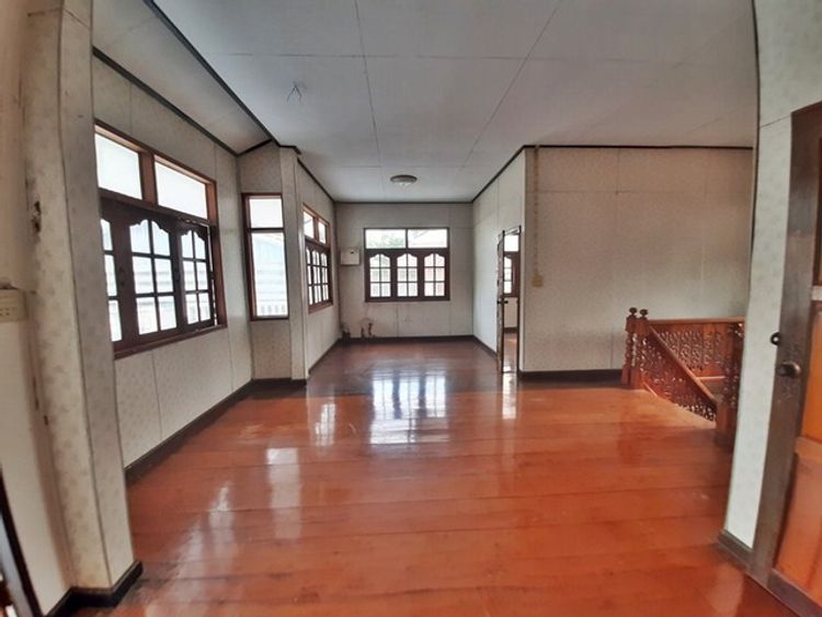 ขาย ที่ดินพร้อมสิ่งปลูกสร้าง บ้านพักอาศัยตึกชั้นเดียวต.บ้านติ้ว , ภาพที่ 4