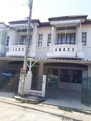 ASS1890 ให้เช่าทาวน์โฮมสองชั้น  3 ห้องนอน 3 ห้องน้ำ 1 ห้องรับแขก 1 ห้องครัว   ให้เช่าราคา  10,000 บาทต่อเดือน  ขนาดที่ดิน 36  ตรว.    